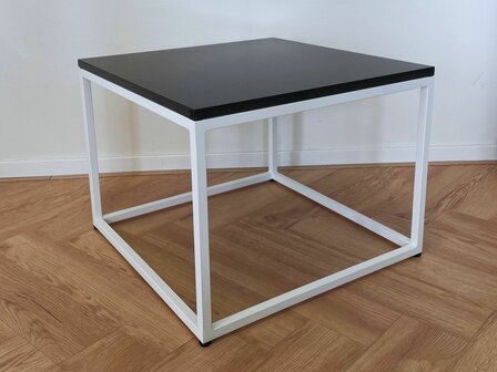 Salontafel zwart graniet - wit onderstel 60x60cm